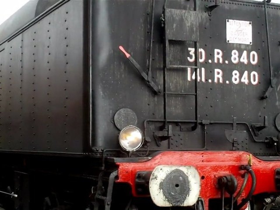 machine vapeurs en gare