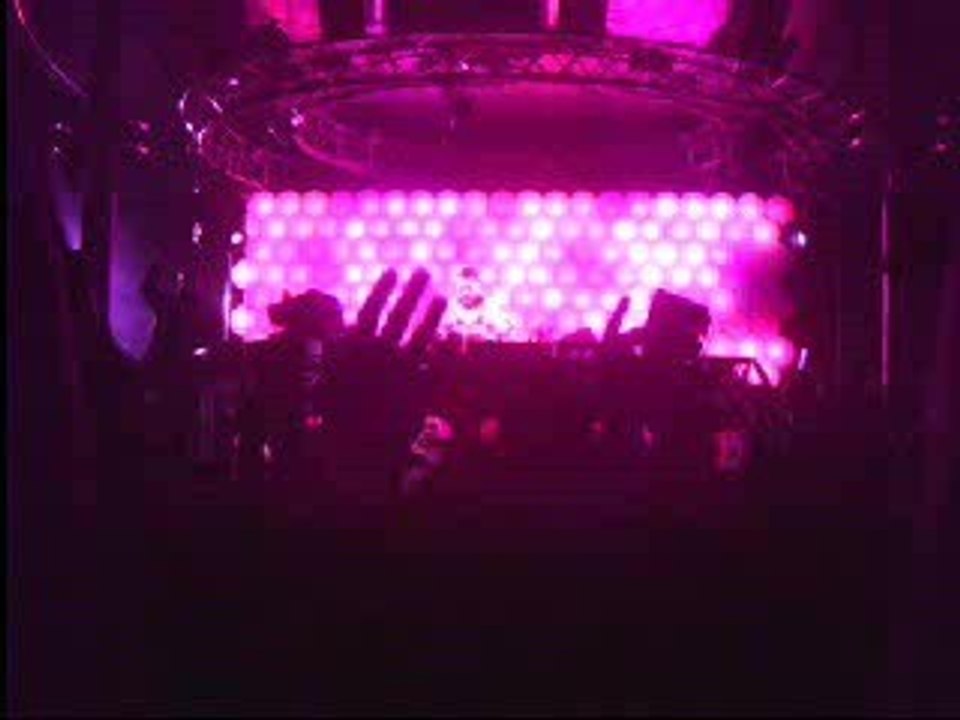tiesto_live_disneyland
