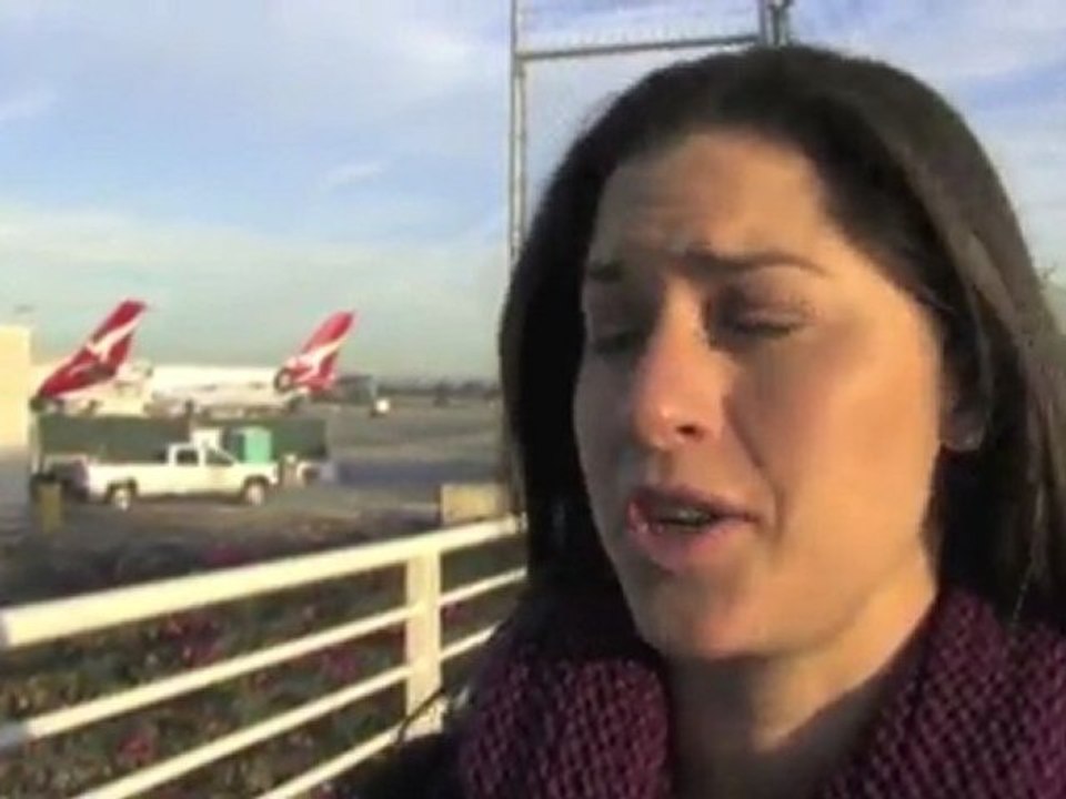 'Bikini Girl' Goes Home for the Holidays