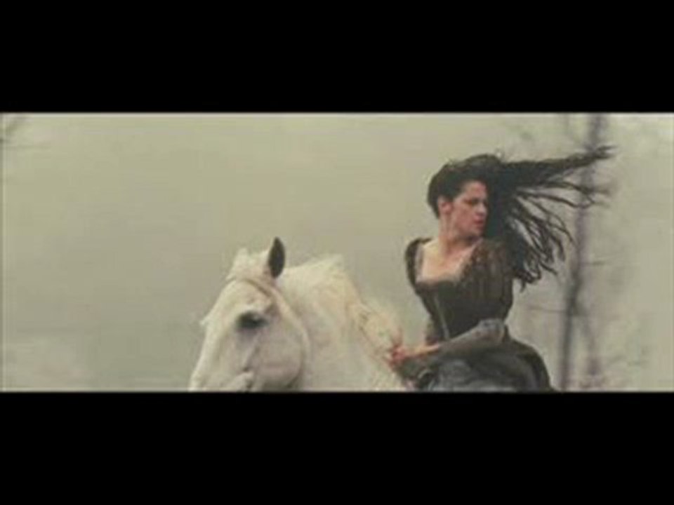 Snow White and the Huntsman Trailer (OFFICIAL)
