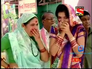 Lapataganj - 24th November 2011 Video Watch Online part4