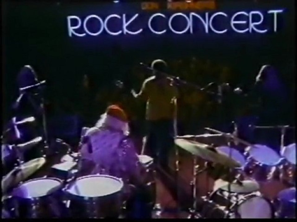 Long Train Runnin' (LIVE) /  THE DOOBIE BROTHERS