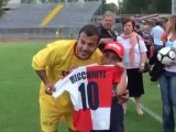 Tanti in campo nella partita 'Un pallone mille cuori per Nicole'