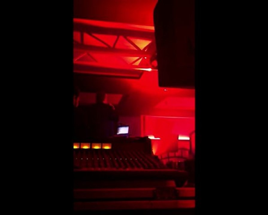 Cengiz Kurtoğlu ( İzmir California Restaurant - Yalanci Bahar )