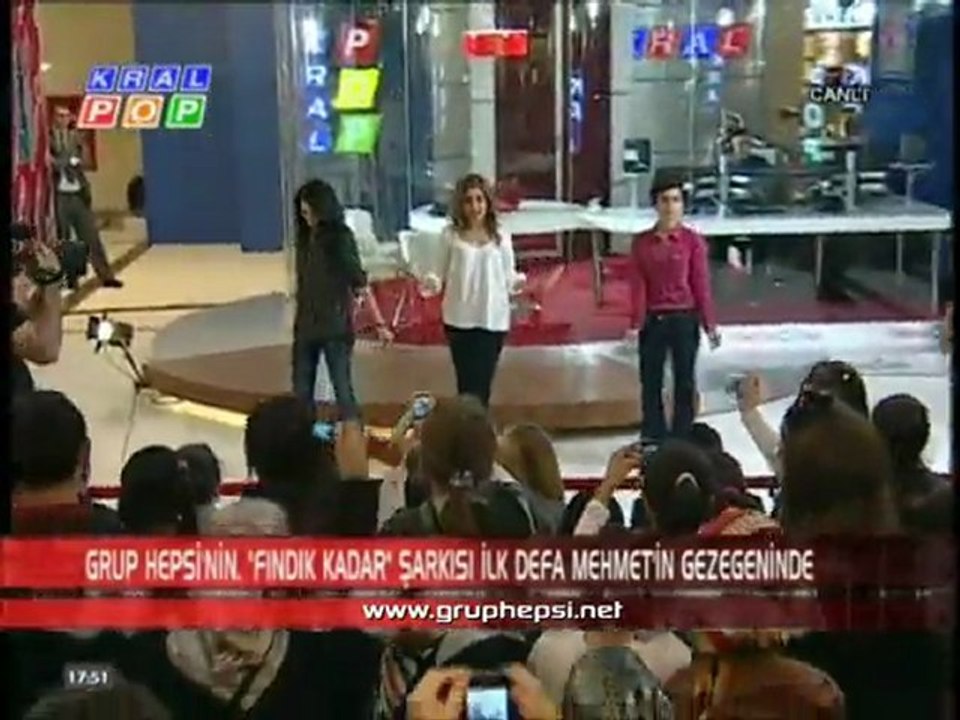 Grup Hepsi - Fındık Kadar [Mehmet'in Gezegeni - KralPop]