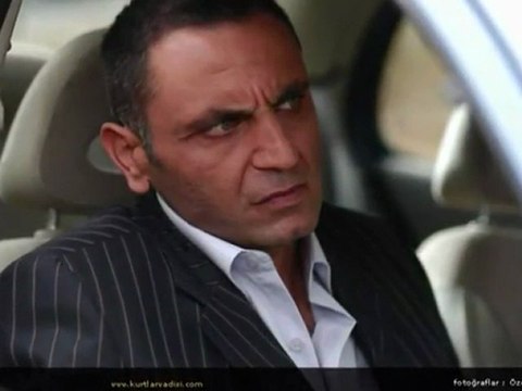 Kurtlar Vadisi Pusu YENI Türkü-Memati-Öldümde Uyandim Gülüm- hemensenin.com Hemensenin.com