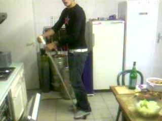 le balai pete-couilles