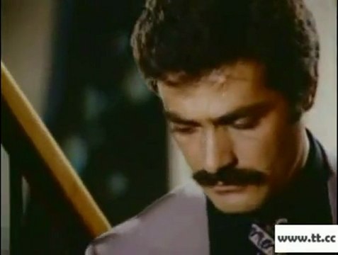 Ne Feryad Edersin Divane Bülbül {F&M}