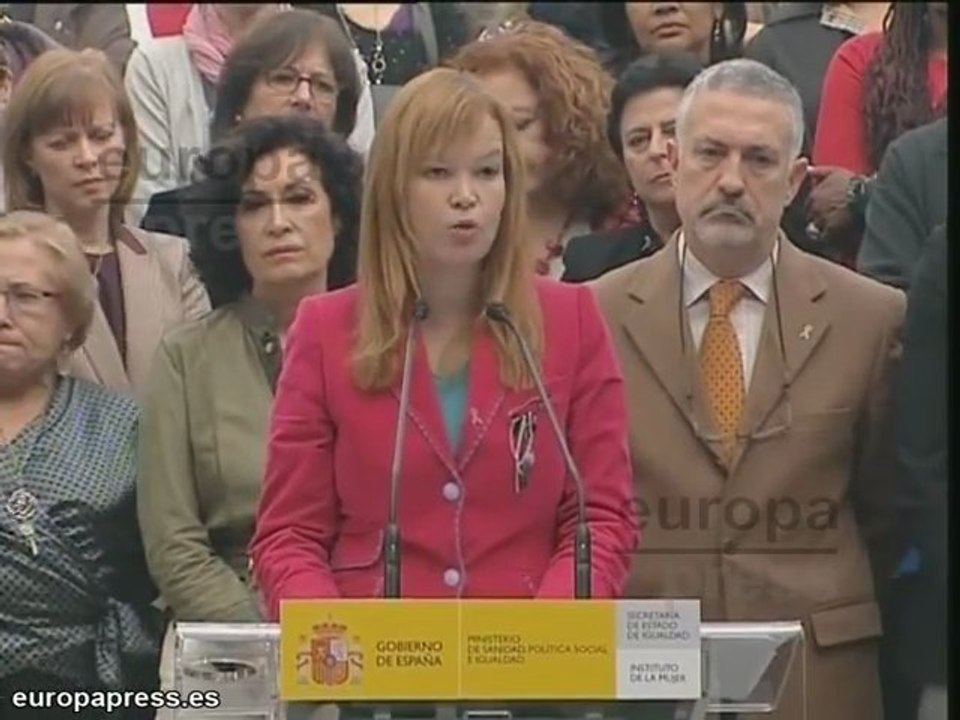 Pajín: "La denuncia para dejar atrás la violencia"