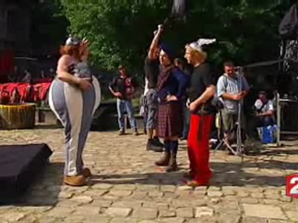 Ça tourne, par Toutatis ! le feuilleton JT13h du 25/11/11