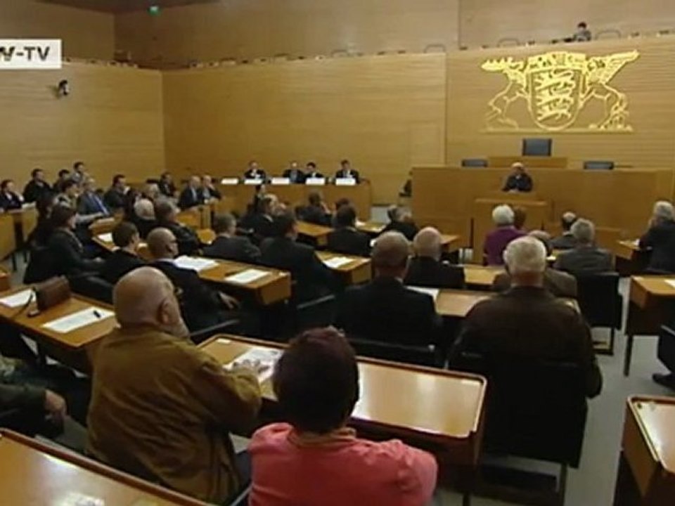 Train Station Project Stuttgart 21 - Baden-Württemberg in the Run-up to a Referendum | People & Politics