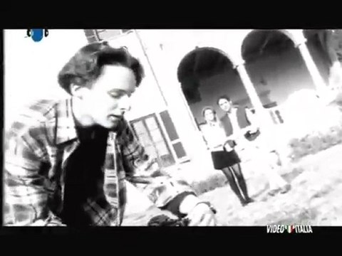 mehdi kratou...............(LAURA PAUSINI - STRANI AMORI )