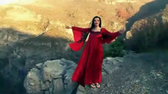 Maria Lajcaj - Kenga ime bashkon trojet