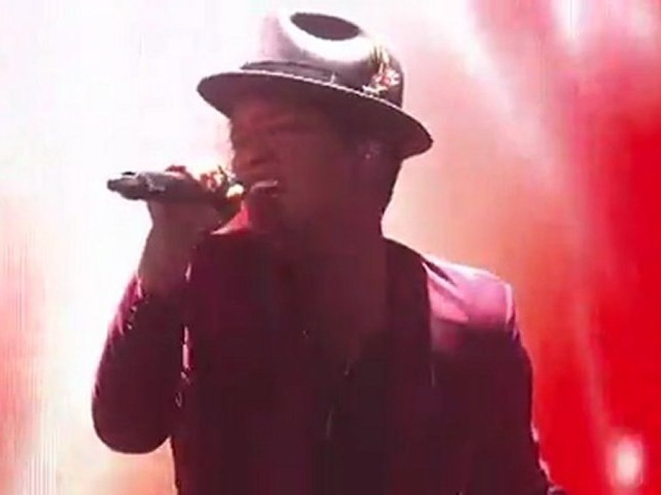 Bruno Mars Performance   Top 9 Eliminations   THE X FACTOR USA 2011