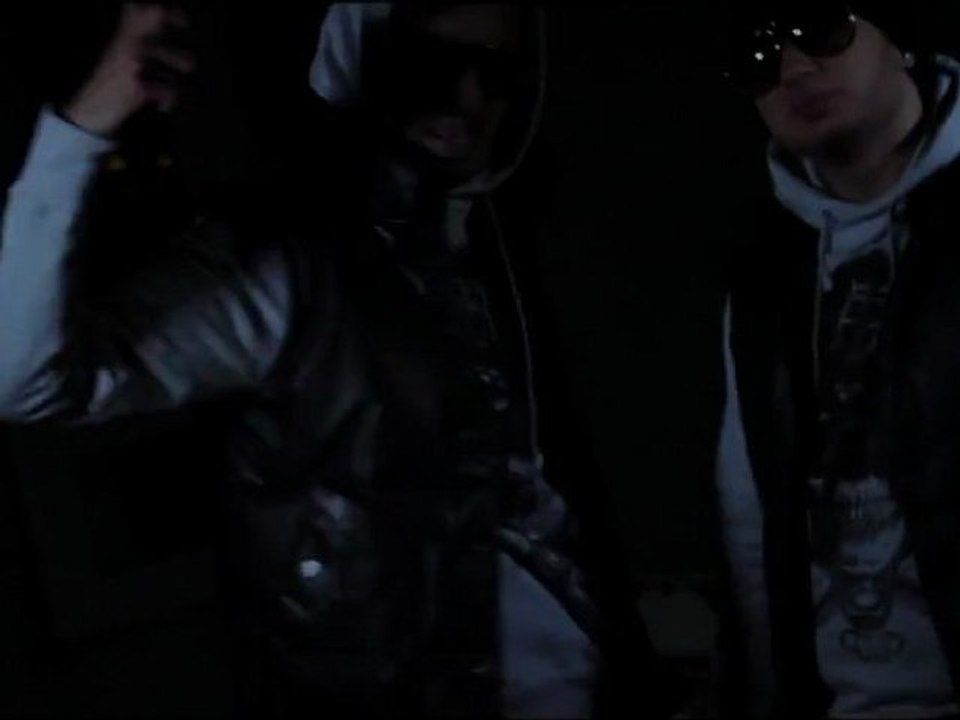 DÖS (Fabio & Idsa) -- STREET CLIP 1-0 (Officiellement Garges Sale) - DÖS TV