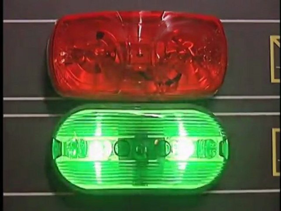 Rotating Hook Trailer Restraint - Avoid Accidents