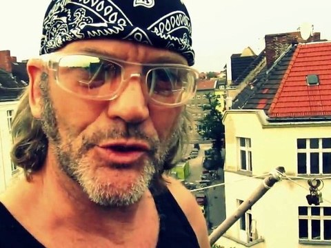 How to tie a Biker Head Scarf or a Bandana - Teaser