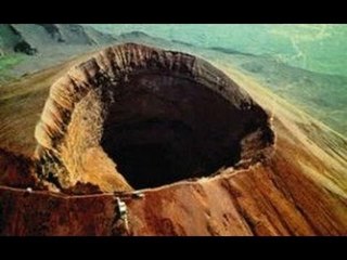 Napoli - Il Vesuvio è diventato più alto