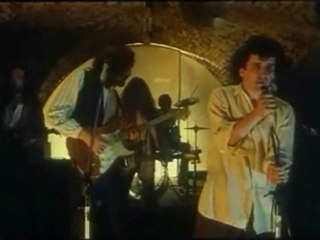 BULDOŽER - Doktore, pomozite (1975)