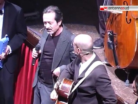 TG 25.11.11 Rocco Papaleo attore, regista e ora anche musicista