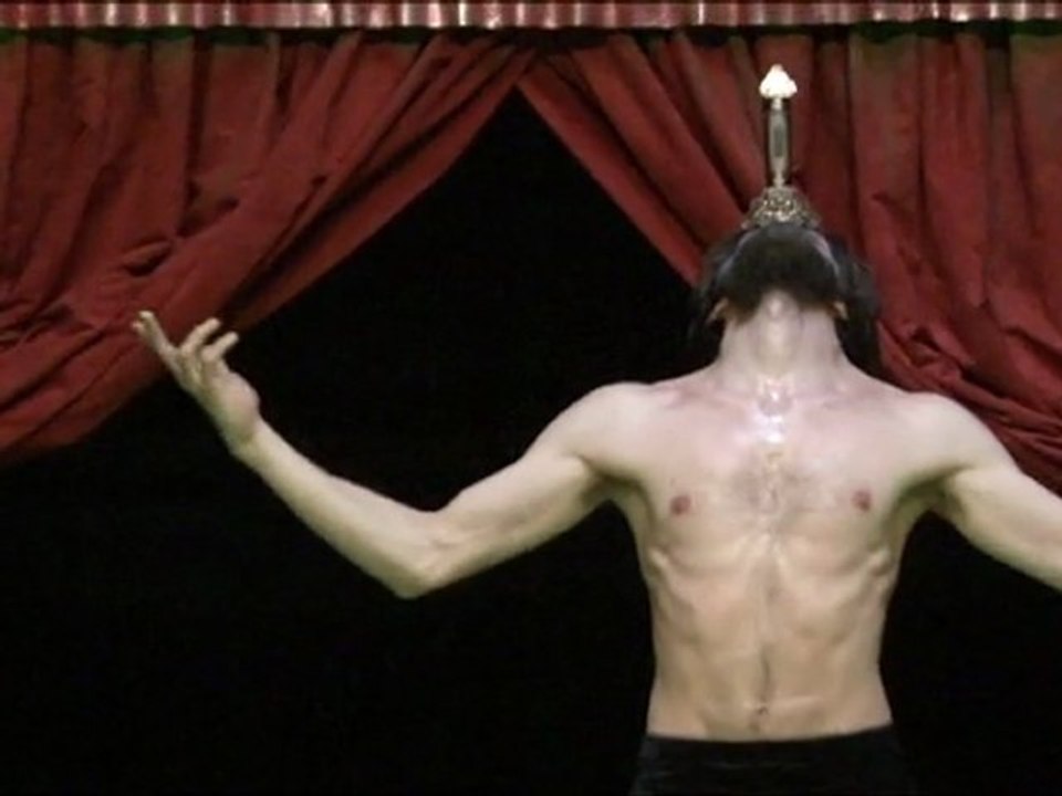 L'avaleur de sabre : Extrait de L'appel du désert De Matthieu Penchinat et Olivier Labiche - Avril des clowns 2011