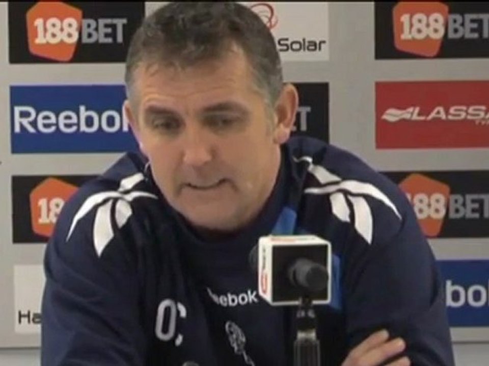 Coyle akzeptiert Platzverweis