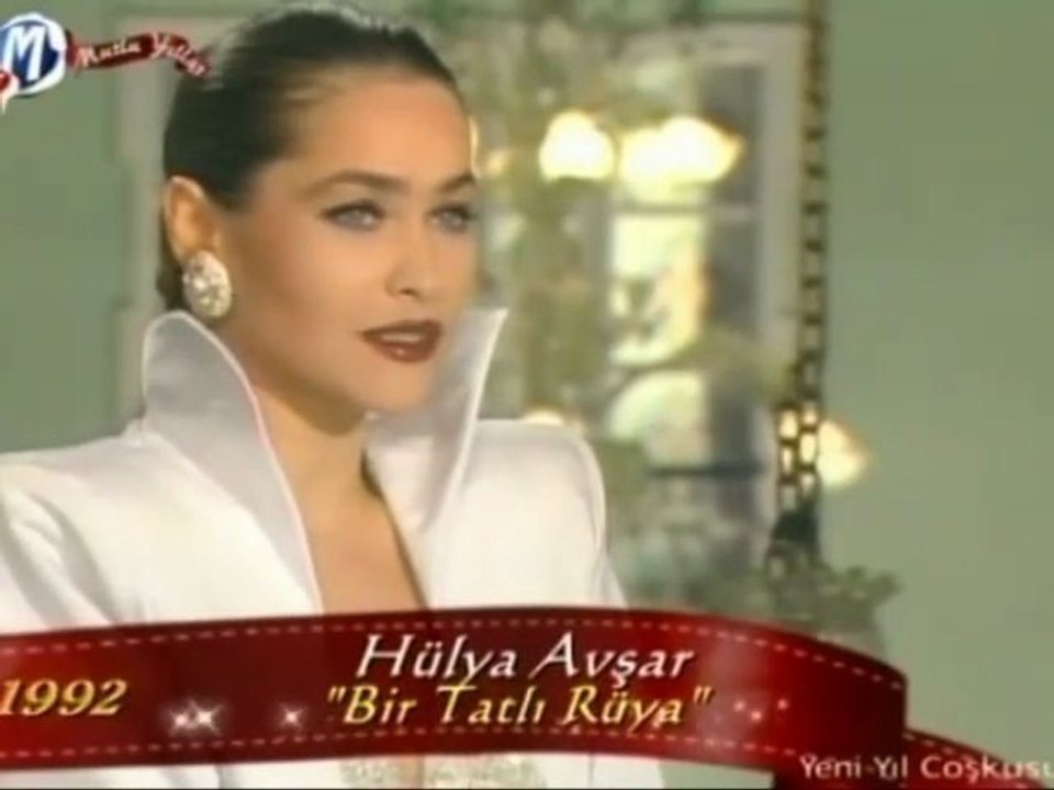 BİR TATLI RÜYA GİBİ (Hülya Avşar)