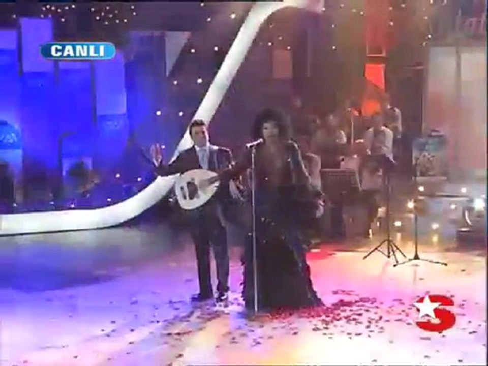 Coskun Sabah & Bulent Ersoy Bahari bekleyen kumrular gibi