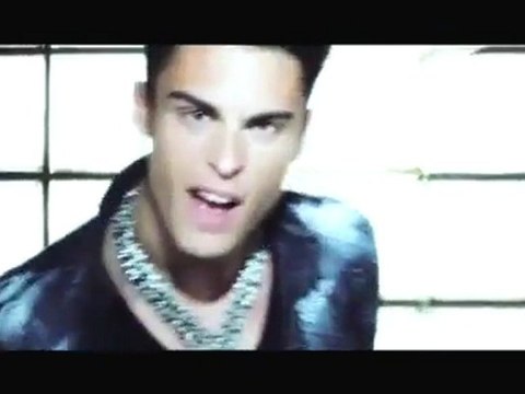 Baptiste Giabiconi - Showtime - Clip Officiel
