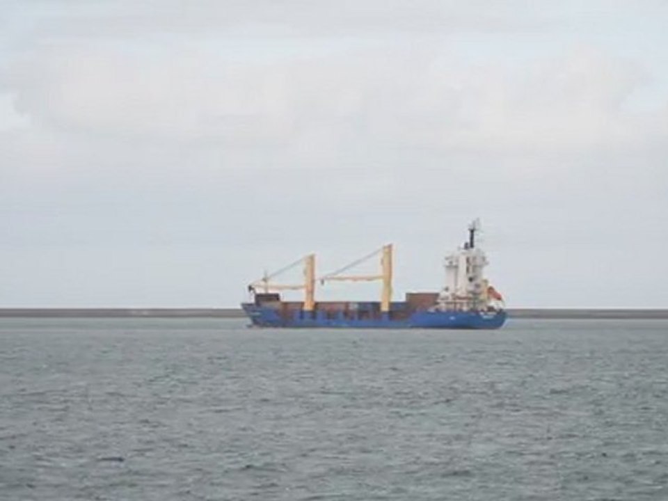 Port de Cherbourg : départ du cargo BBC Canada le 27 novembre 2011