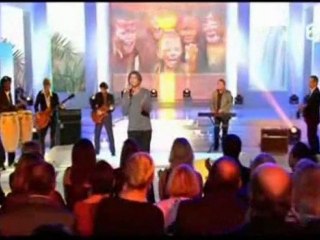 Yannick  Noah  -  Frontieres    -  In Live -