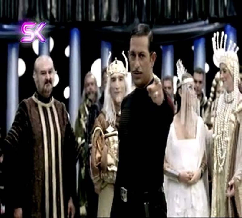CEM YILMAZ'LA HÜRREM SULTAN BİRARAYA GELİRSE