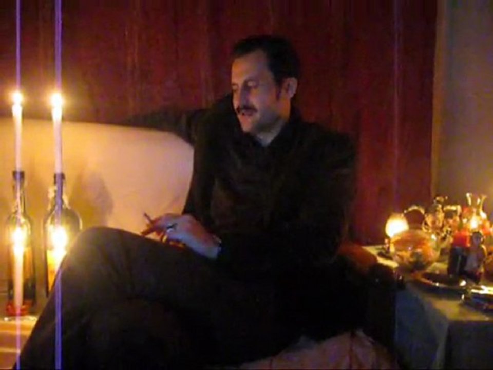 Her Şiirin Uyaksızı