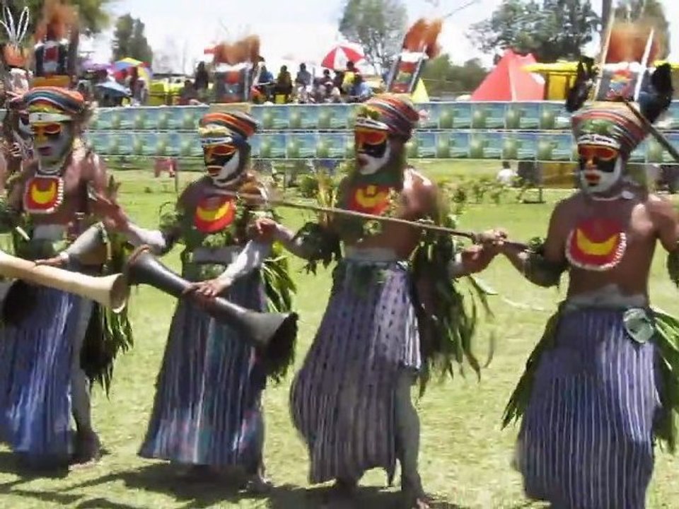 PNG 2011 final slide show-1