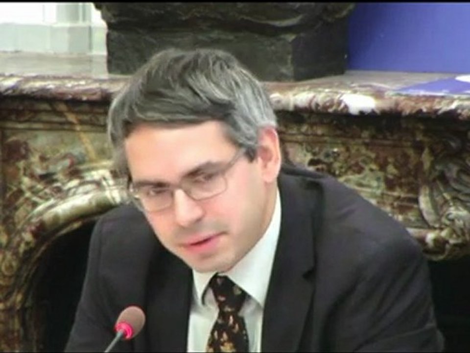 "Des effets de quartier à la politique de la ville", une présentation de Vincent Chriqui, Directeur général du Centre d'analyse stratégique