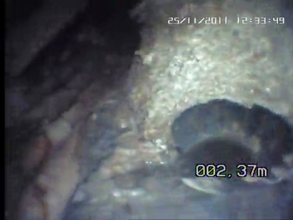 Réfection du collecteur eaux usées encastrées et inaccessible par technique chemisage exclusive brevetée.