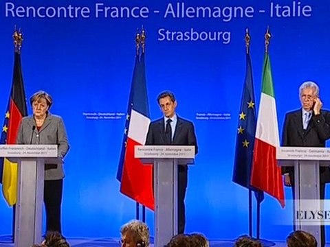 Conférence de presse de M. le Président de la République avec Mme Angela Merkel et M. Mario Monti