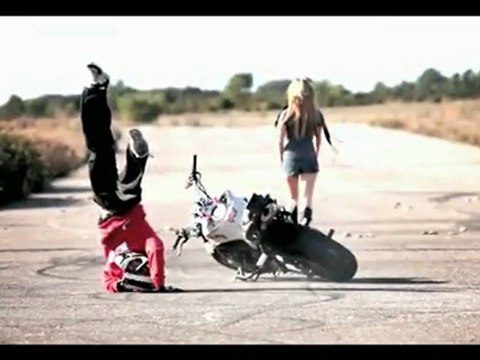 Jorian Ponomareff : drift à moto