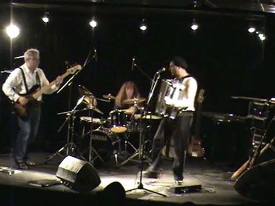 Brett L au Kféquoi - extraits du 05 mai 2011