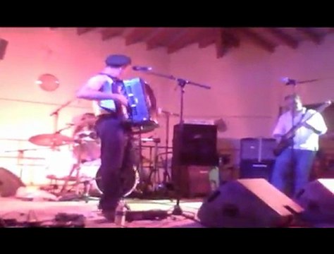 Brett L au Festival Rock 2011 à la Motte d'Aigues (84): L'épouvantail