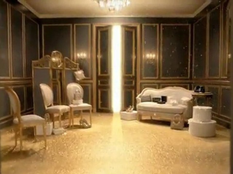 A golden Christmas by Dior