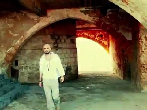 SONER SARIKABADAYI - TUZLU SU Video Klip (2011)