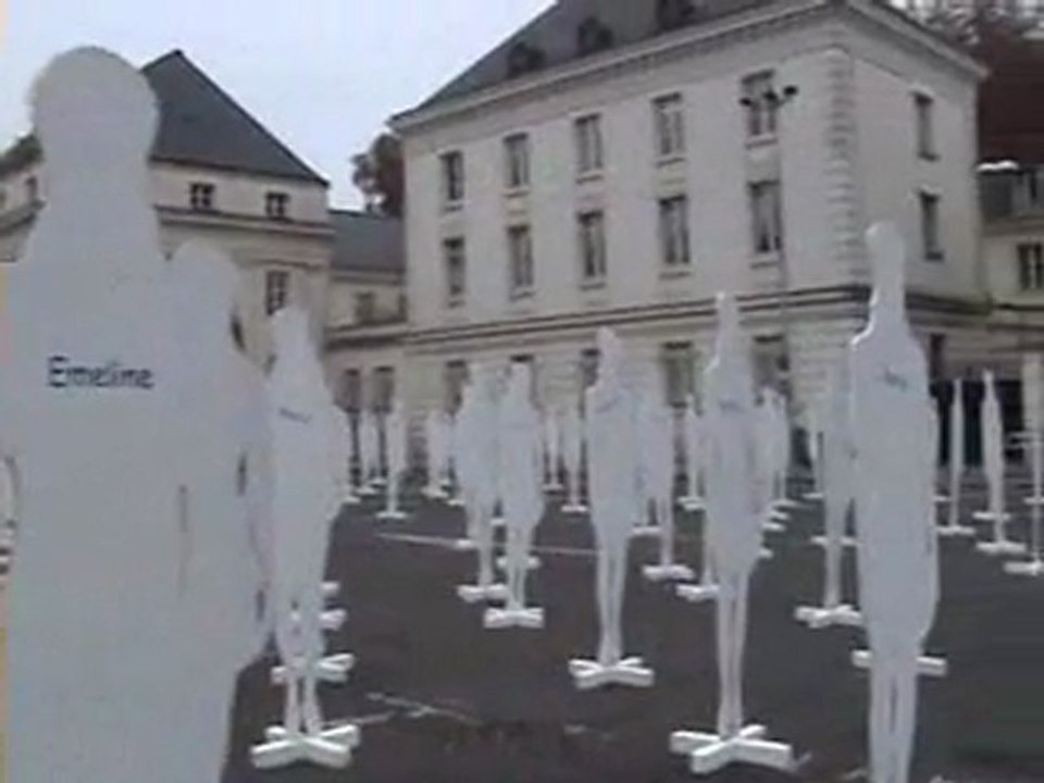 Pour l'élimination des violences à l'égard des femmes