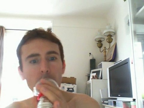 Wiwi égratigne la fête des filles