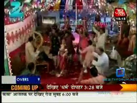 Saas Bahu Aur Betiyan [Aaj Tak] - 29th November 2011 Part4