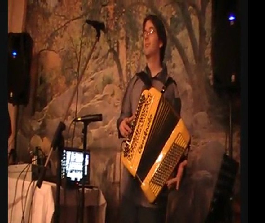 Jérôme Dhainaut à Cousolre accordéon numérique cavagnolo + logiciel Live Styler Mega Sample Golden Trompette