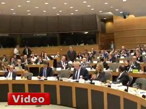 Egemen Bağış: Onu münasip bir yerine koy