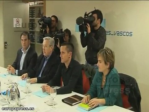 Reunión entre PP vasco y Aralar en San Sebastián