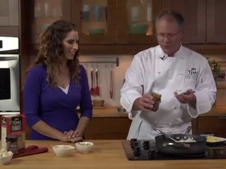 Easy Chicken Pad-Thai | Thai Kitchen