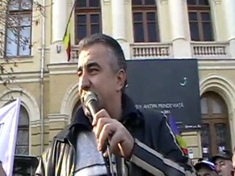 Revolutionari in Protest - La Guvernul Romaniei(29.Nov.2011)(4)